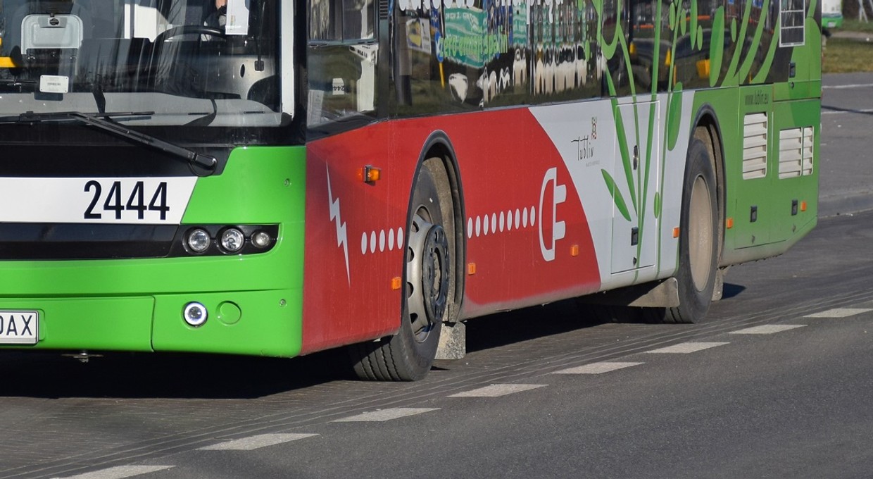 Proboszcz z Lublina zaskoczył wiernych. Takiego prezentu się nie spodziewali