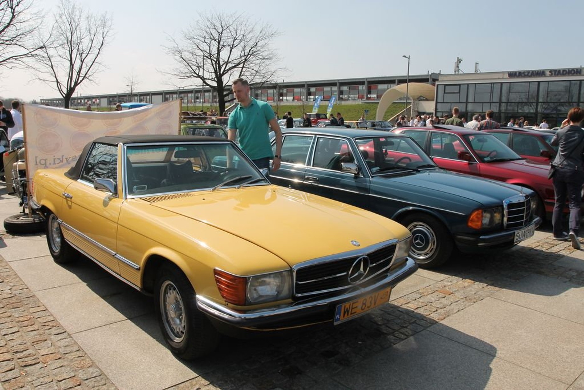 Youngtimer Warsaw 2015 - parada pod Stadionem Narodowym