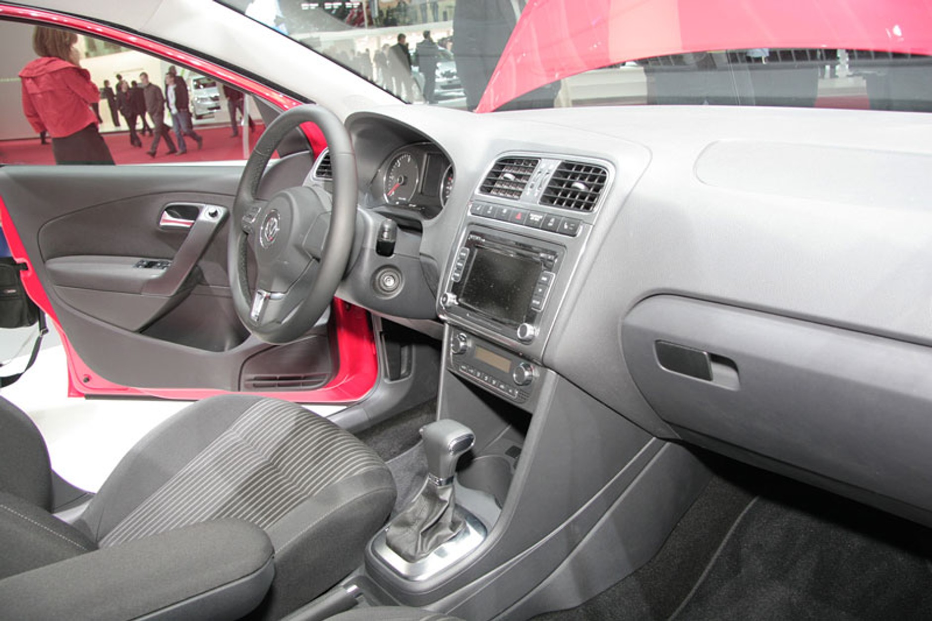 Genewa 2009: Volkswagen Polo - pierwsze wrażenia (fotogaleria, dane techniczne)