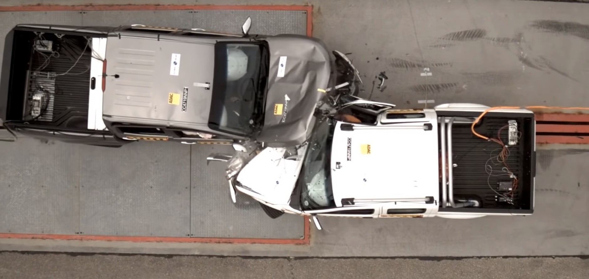 Test zderzeniowy Global NCAP - Nissan NP300 kontra Nissan Navara