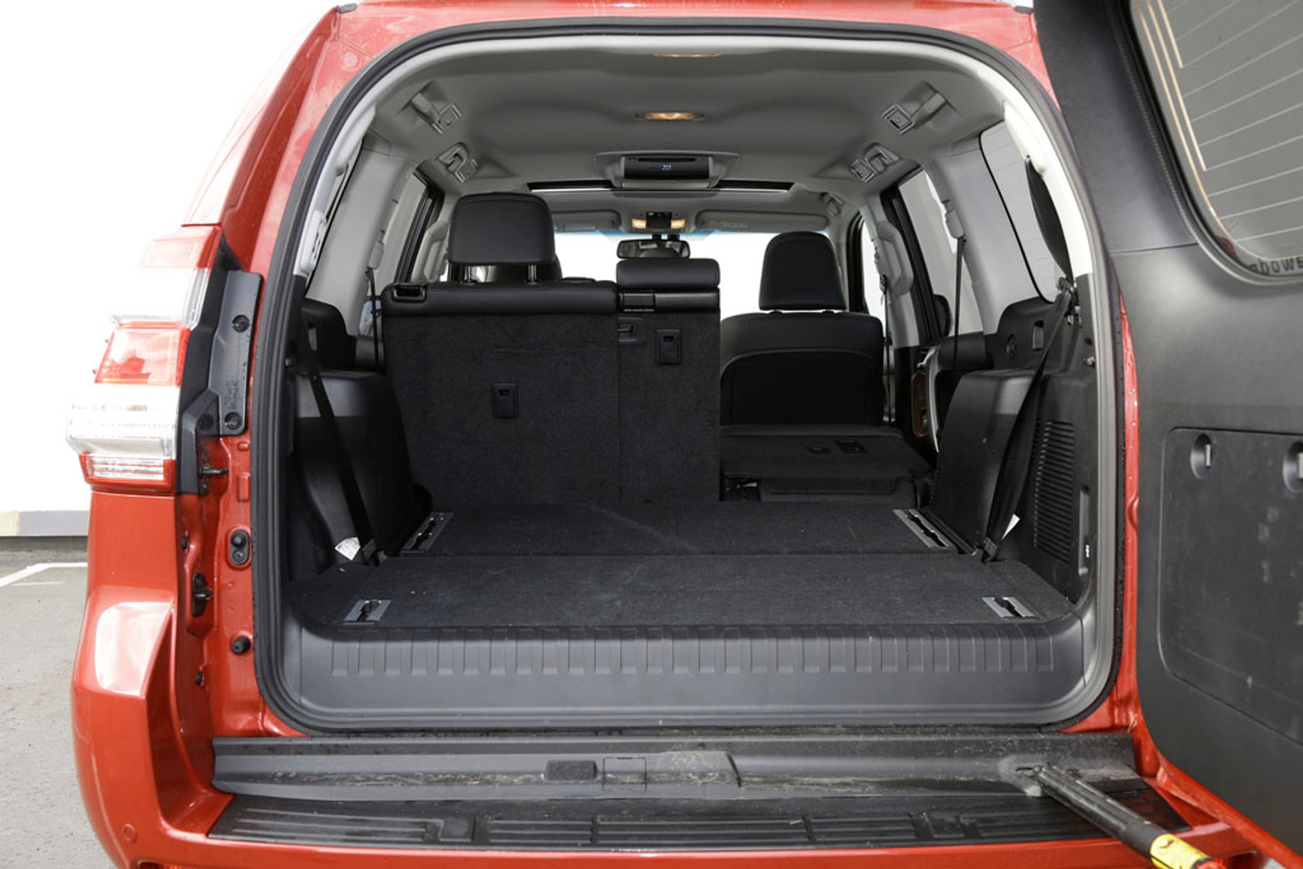 Toyota Land Cruiser 150 4.0 V6 - terenówka wśród suvów