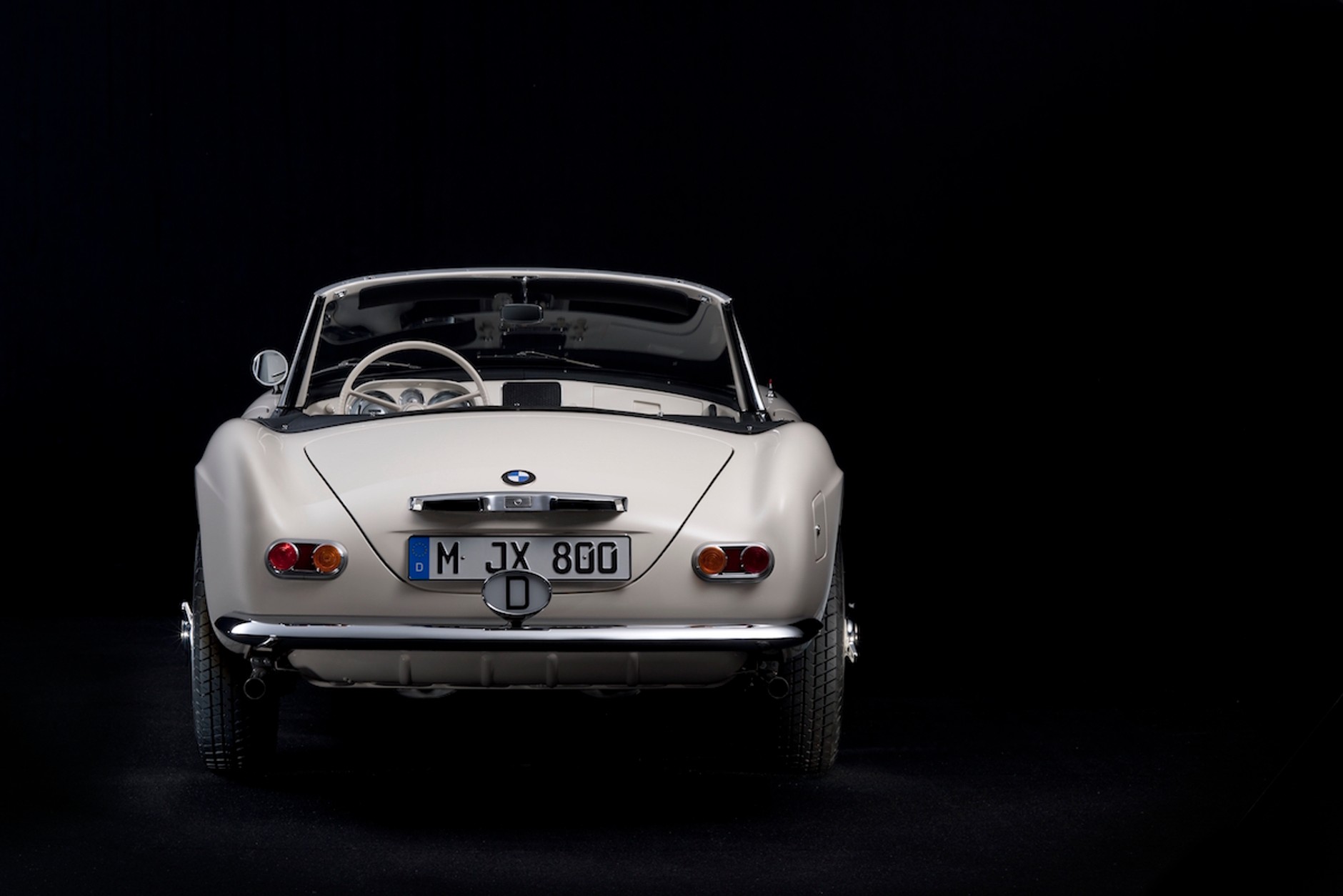 Odrestaurowane BMW 507 Elvisa Presleya