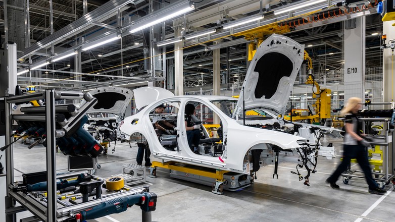 Rosyjska fabryka ma produkować głównie klasę E sedan