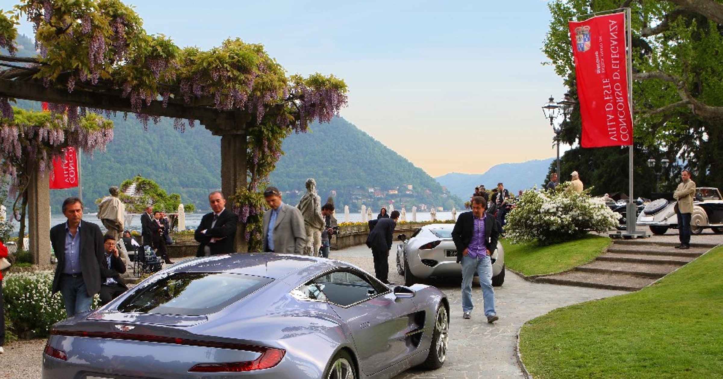 Aston Martin One-77