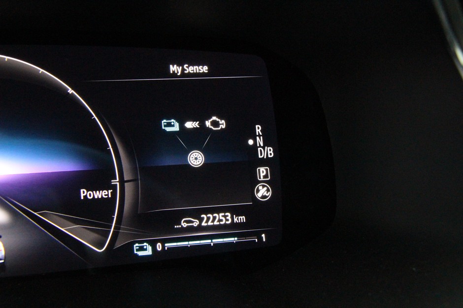 Renault Captur E-Tech full hybrid E-Tech engineered