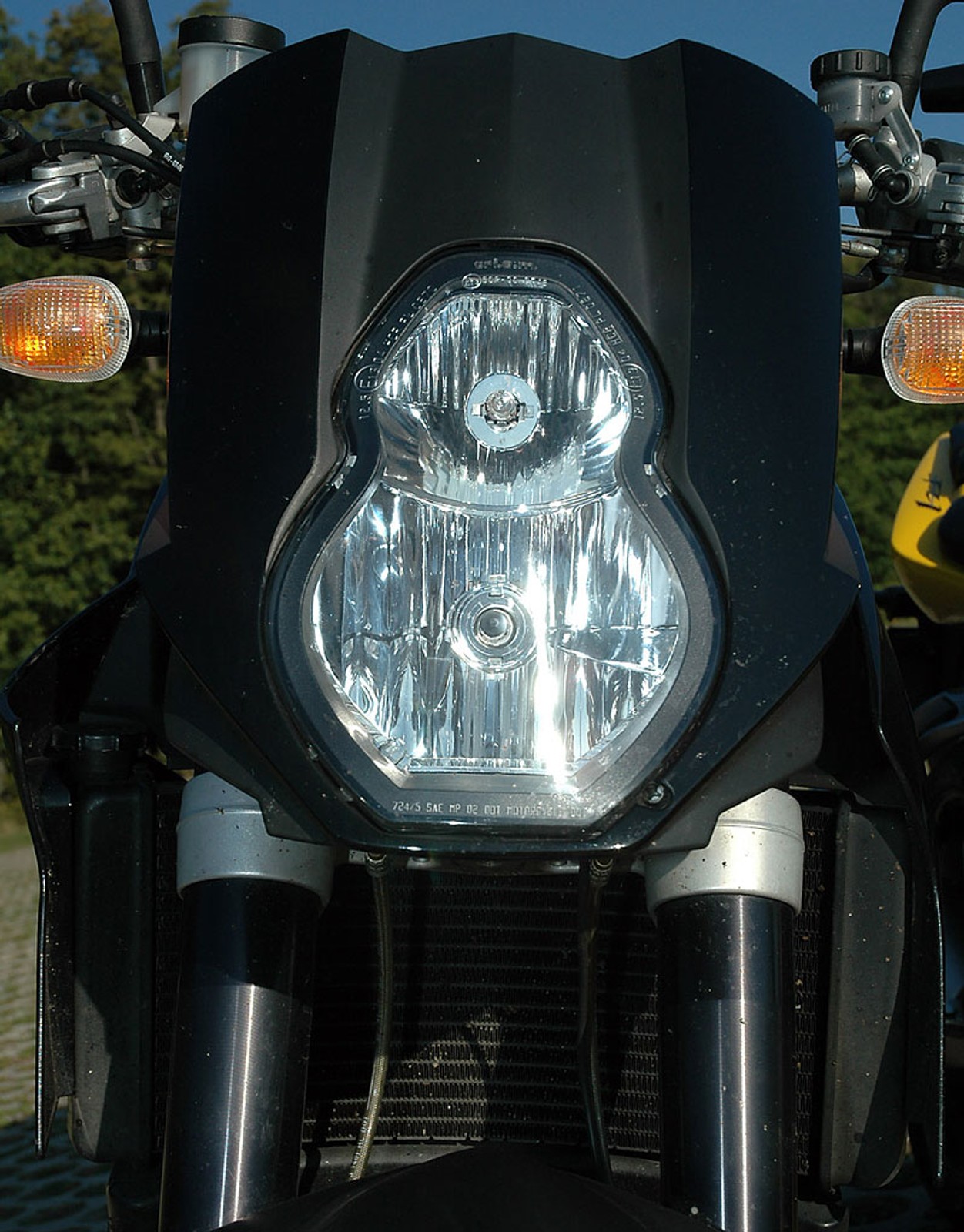 KTM 990 SuperDuke vs. Yamaha FZ1 (test porównawczy)