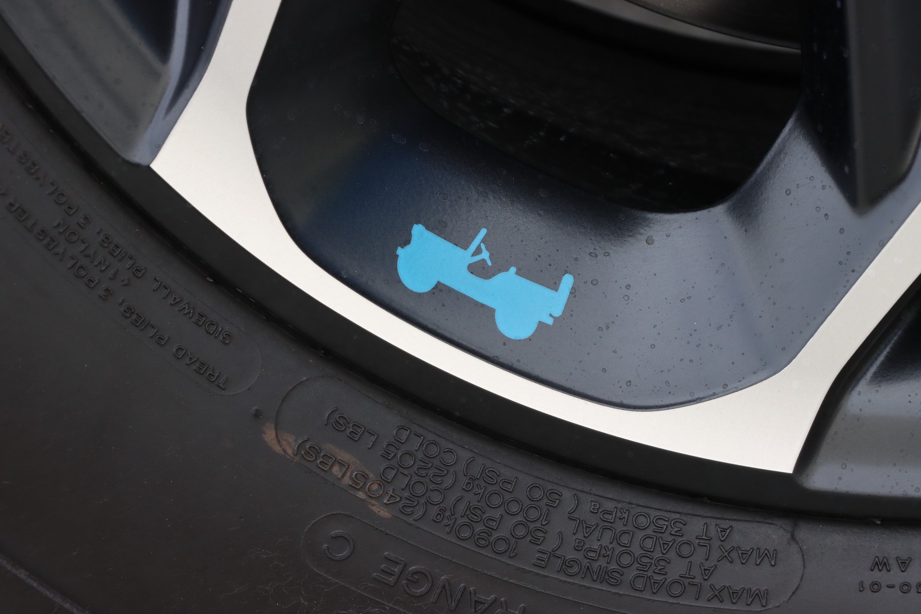 Jeep Wrangler Unlimited 4Xe 2022 r.