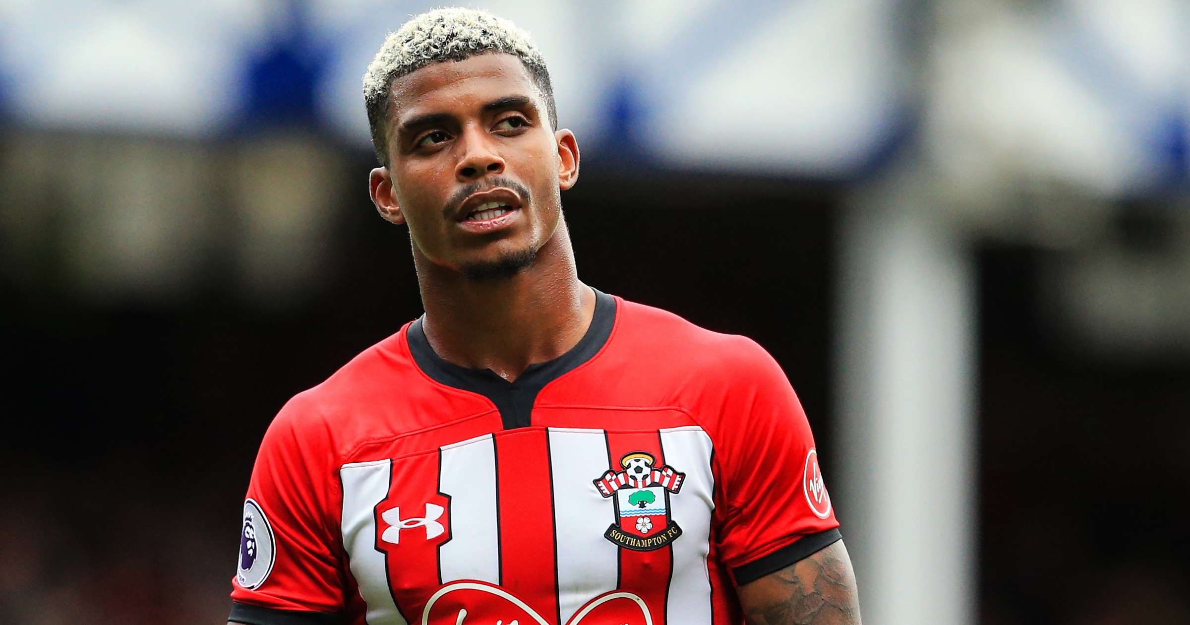 Mario Lemina w koszulce Southamptonu