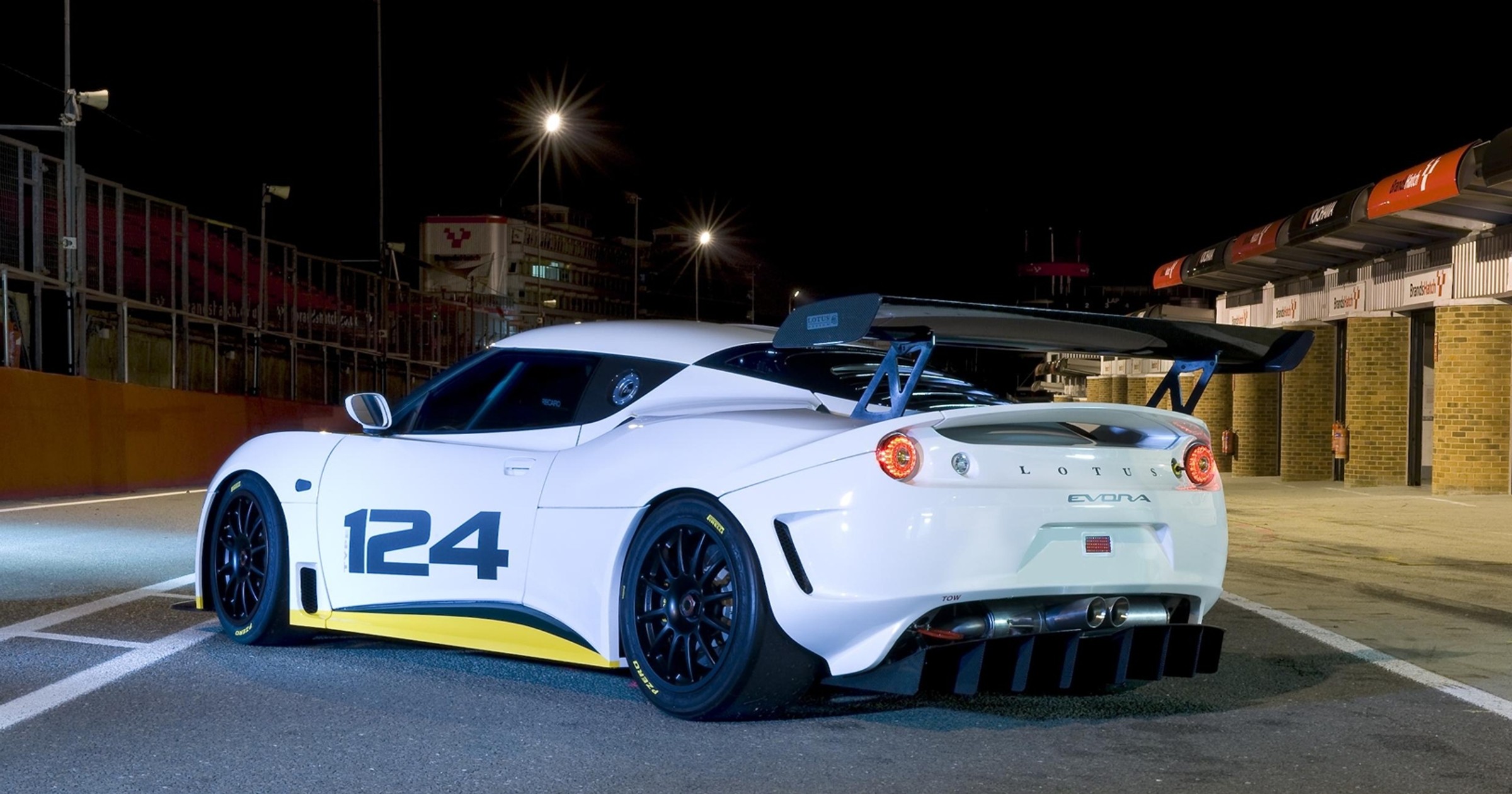 Lotus Evora