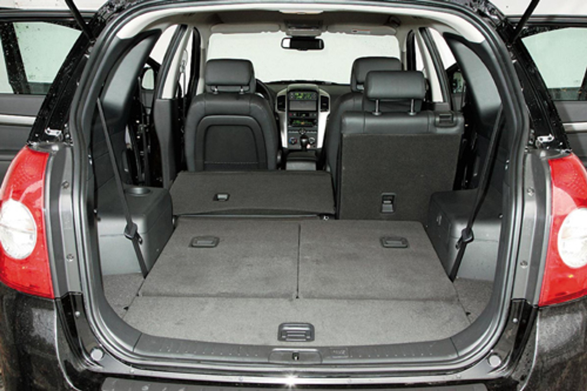 Chevrolet Captiva, Hyundai Santa Fe, Honda CR-V, Toyota RAV4, BMW X3 - Na ryby i na grzyby