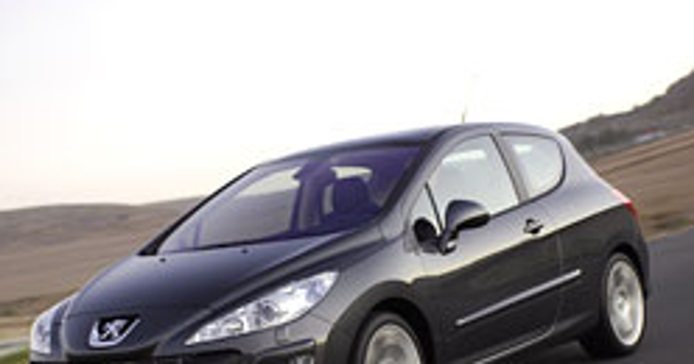 Peugeot 308 na rok 2009: oszczędniejsze silniki, nowy 2,0 HDi