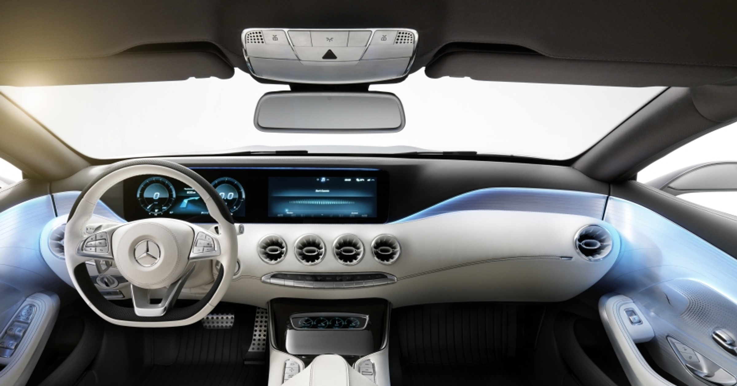 W koncepcyjnym coupe Mercedesa klasy S Garmin zainstalował  system nawigacji nowej generacji.