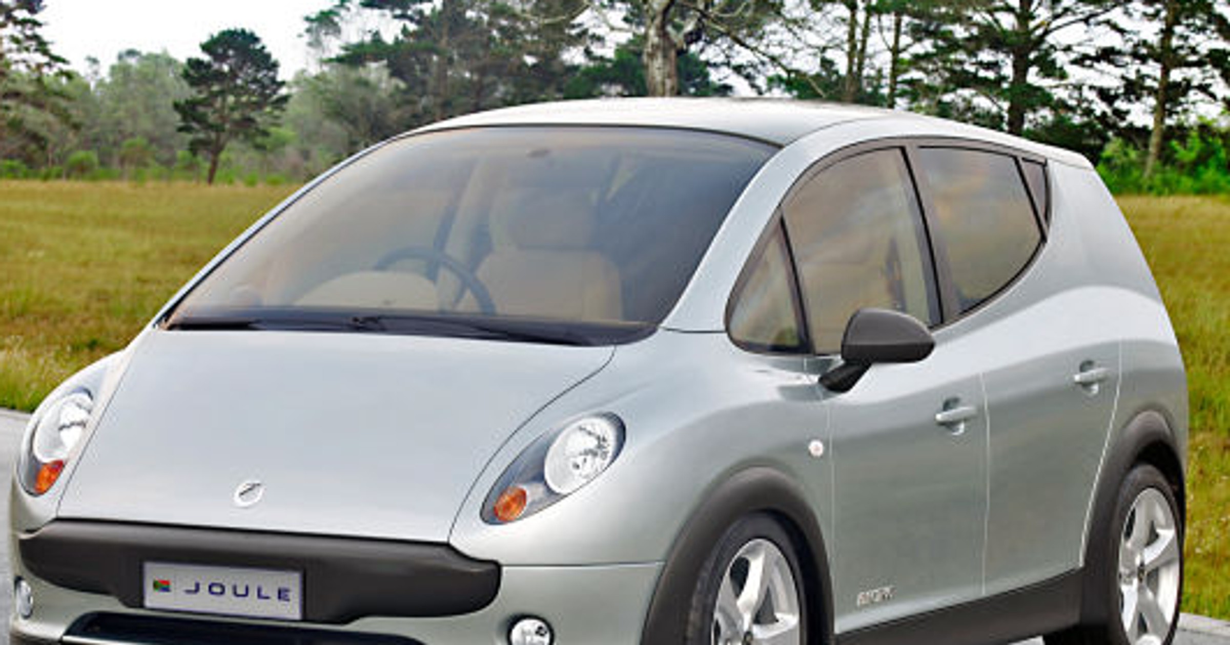 Sukces Nissana Leaf na rynku amerykańskim i opóźniona premiera Joule z Południowej Afryki