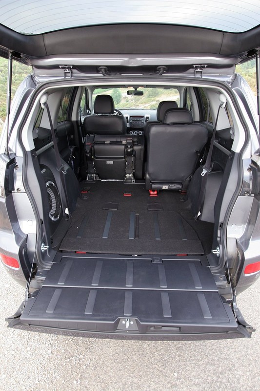 Mitsubishi Outlander: Produkcja w NedCar oficjalnie rozpoczęta