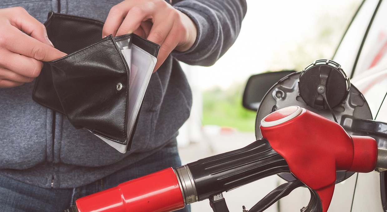 Eksperci sprawdzili ceny paliw i produktów na stacjach. Nie wszystko podrożało