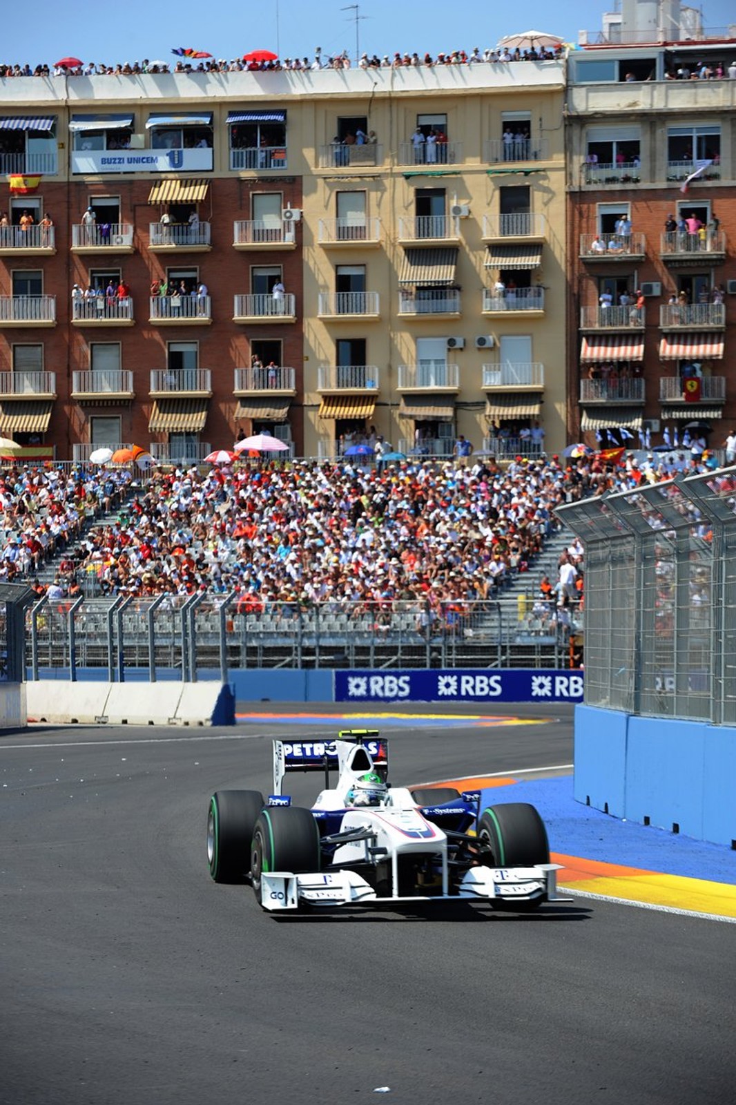 Grand Prix Europy 2009: szczęśliwy Barrichello (fotogaleria)