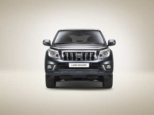 Nowa Toyota Land Cruiser 150 - pierwsze zdjęcia