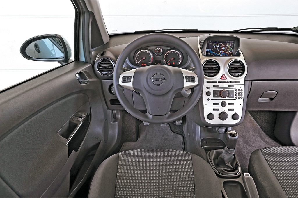 Opel Corsa kontra Skoda Fabia i Volkswagen Polo - Porównanie miejskich aut z 3-cylindrowymi silnikami
