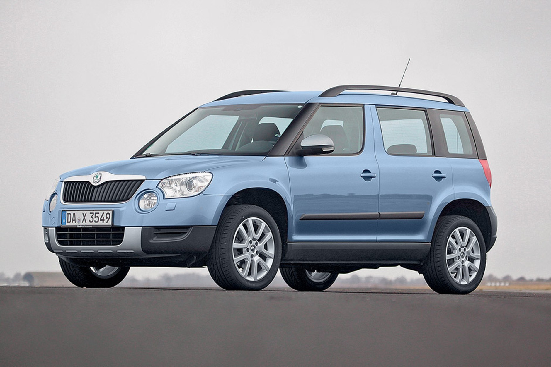 Suzuki Grand Vitara kontra Mitsubishi ASX i Skoda Yeti: kompaktowe terenówki na start