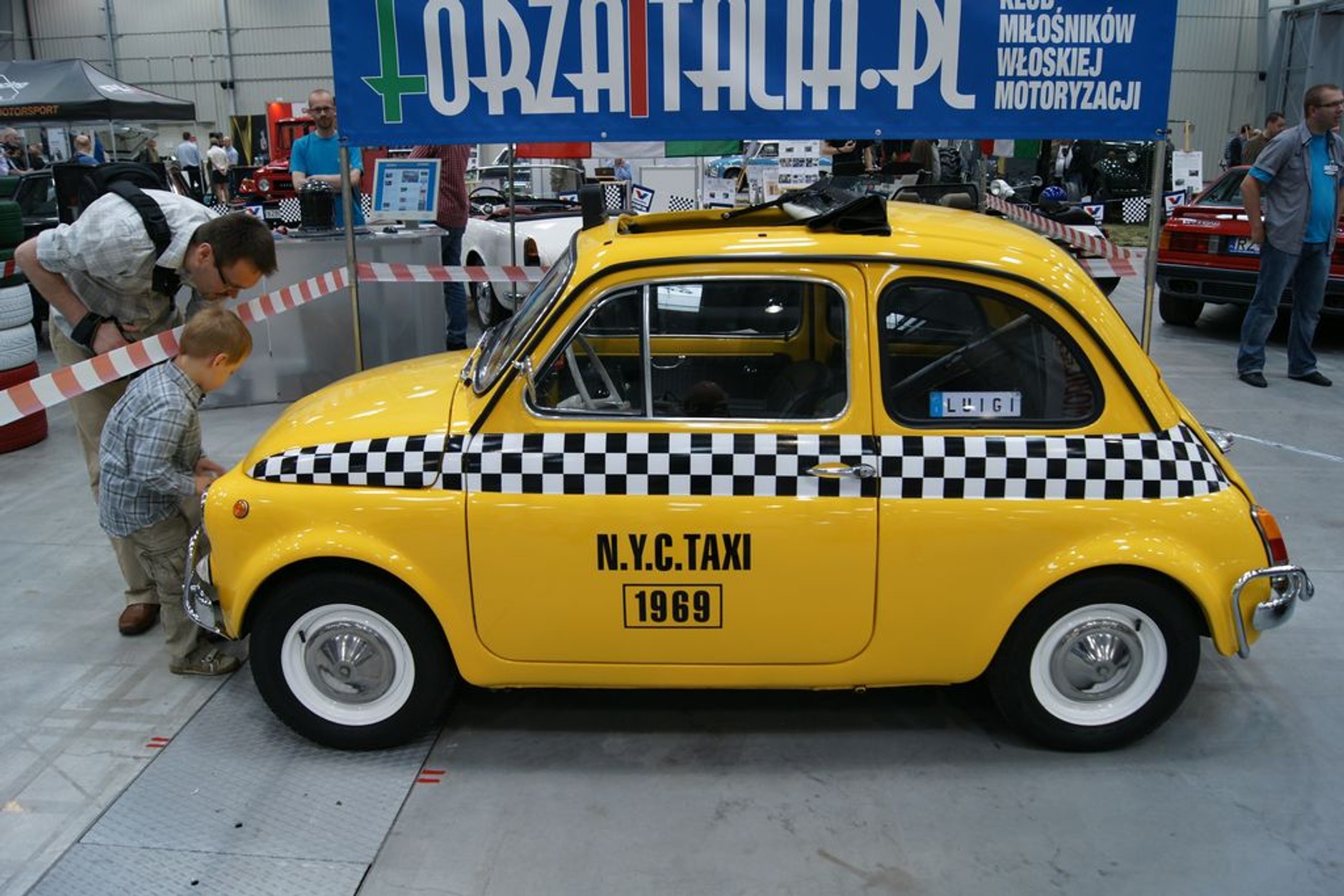 Moto Nostalgia 2011 – uczta dla koneserów motoryzacji (galeria)