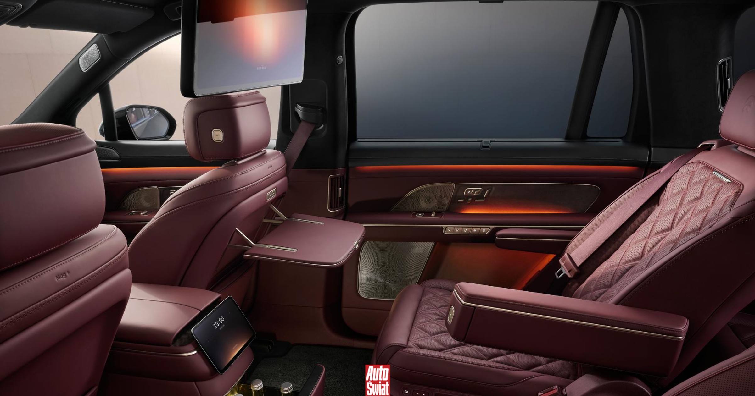 Nio zaprezentowało nowego SUV-a. Jest większy niż Range Rover. Ma nawet lodówkę