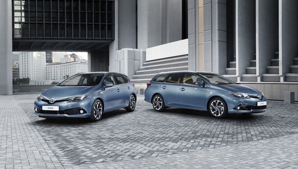 Zmodernizowana Toyota Auris w Genewie