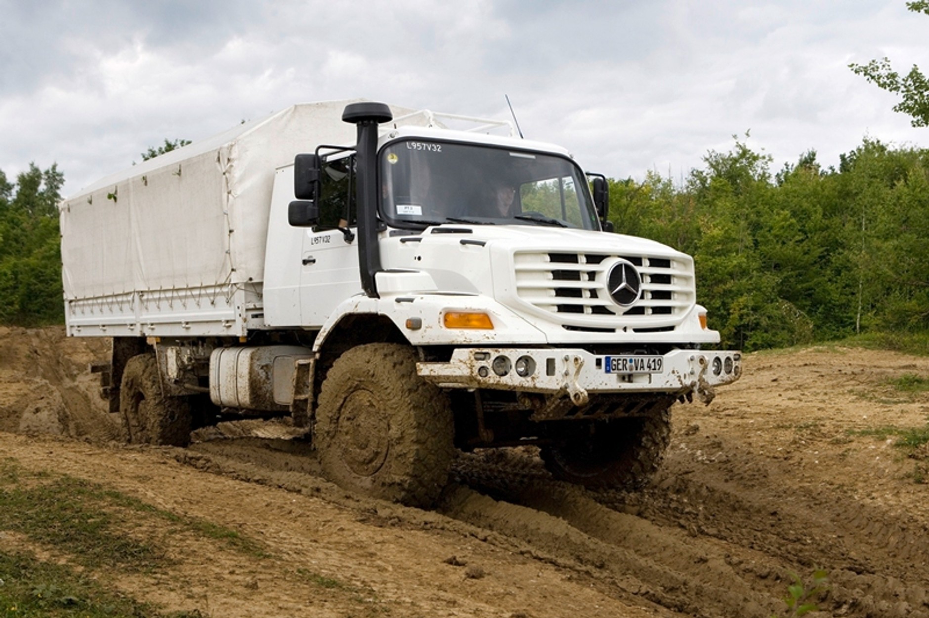 Duuuże ciężarówki dla dużych chłopców
