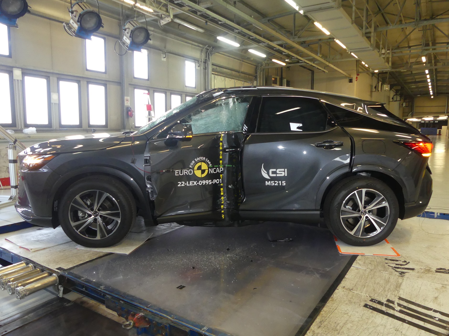 Crash-test: Lexus RX