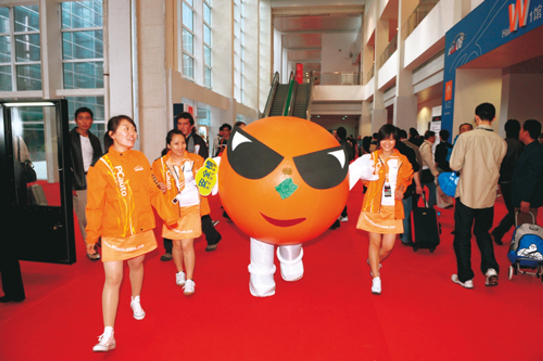 Auto Show Pekin - O tym marzą Chińczycy