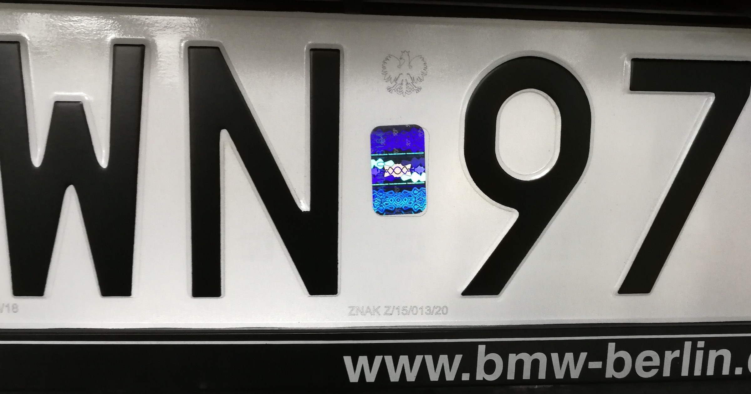 Nowe zabezpieczenia tablic rejestracyjnych