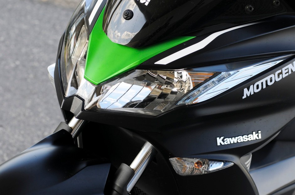 Kawasaki J300