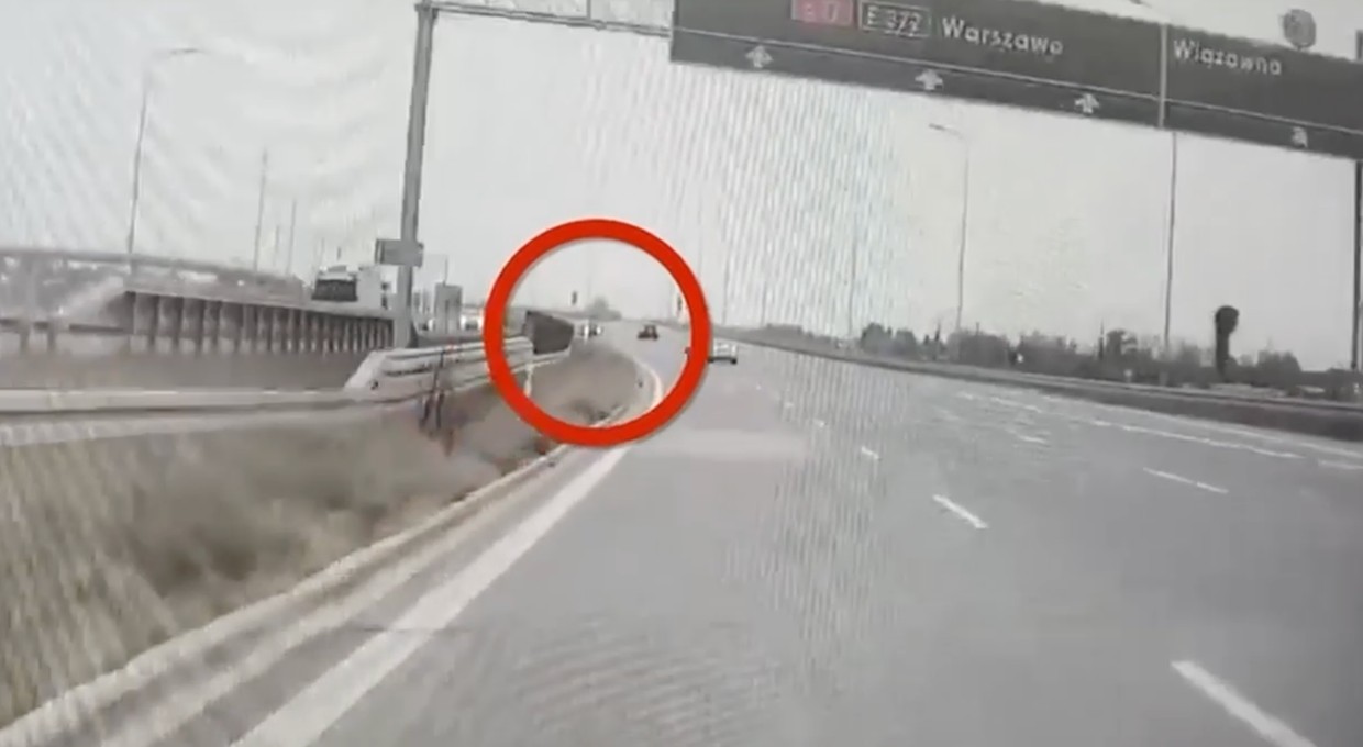 Policjanci natrafili na filmik w internecie. Kierująca BMW usłyszała zarzuty