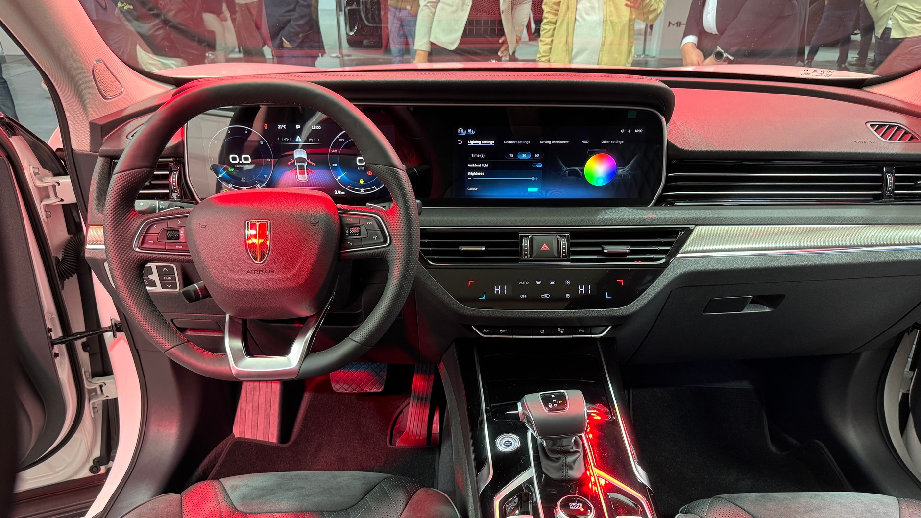 Hongqi na Poznań Motor Show 2025