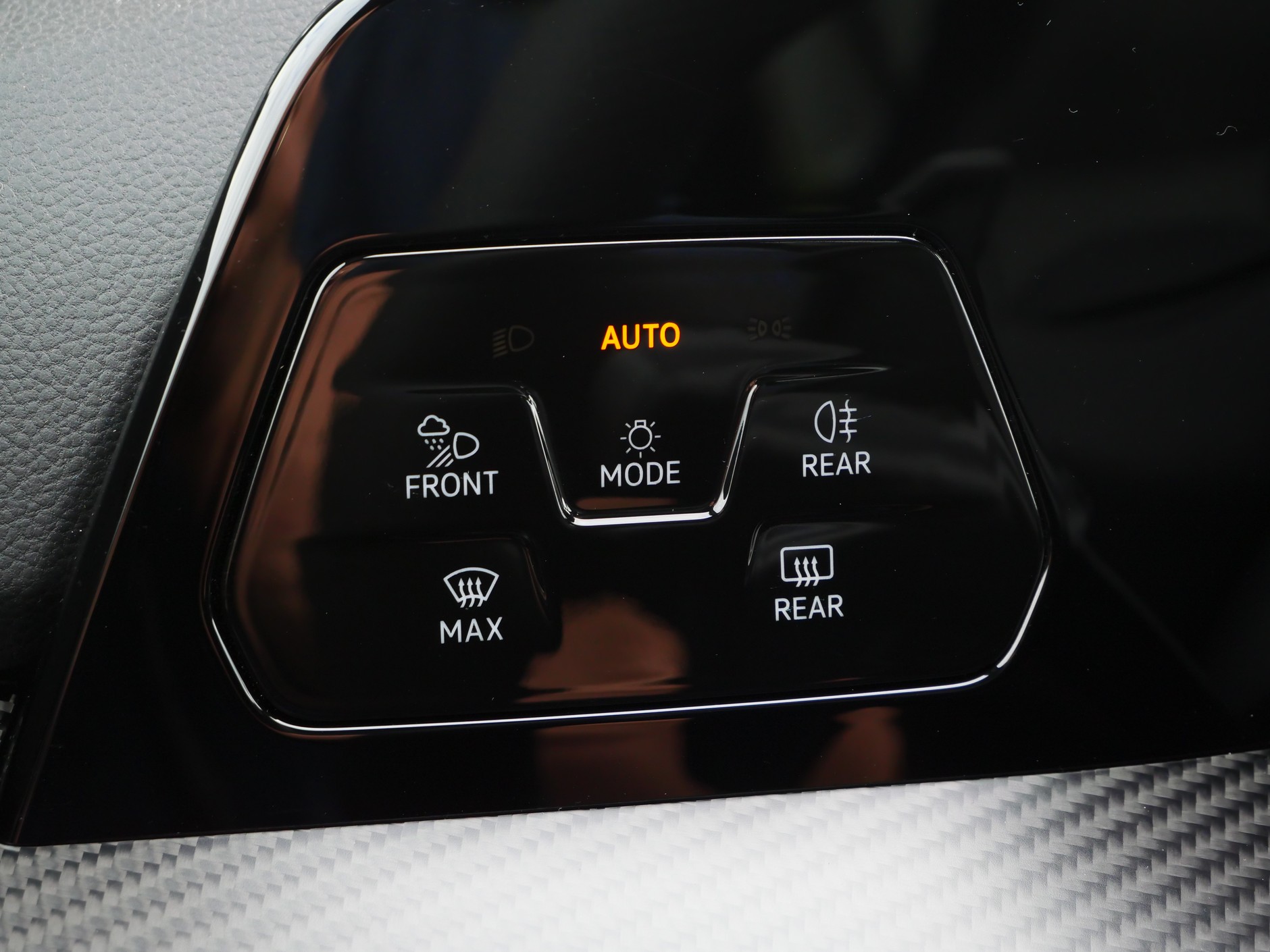 Volkswagen Golf R Variant (2025)