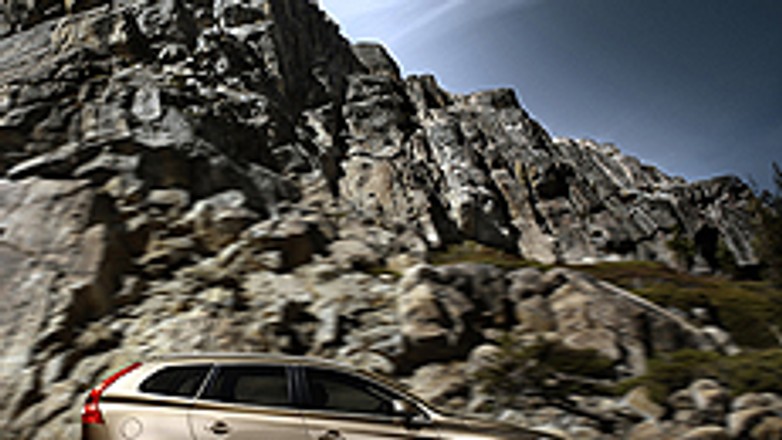 Volvo XC60 - Bezpieczny SUV