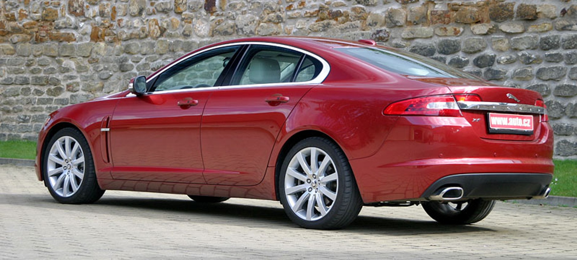 Jaguar XF – pierwsze wrażenia