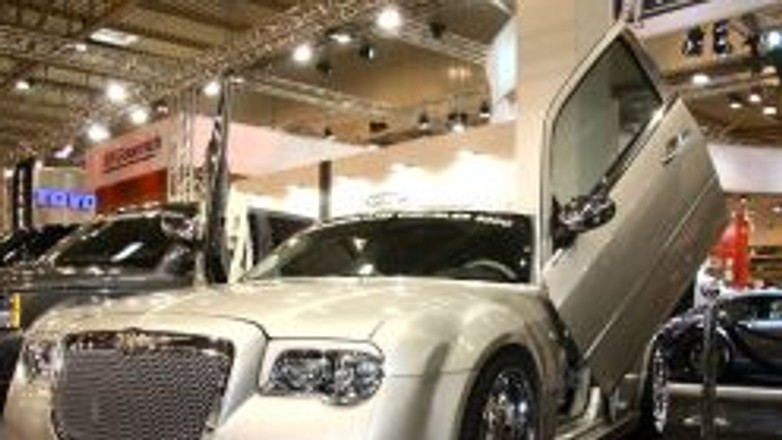 Essen Motor Show 2007 - Latające maszyny i piękne modelki (fotogaleria 2)