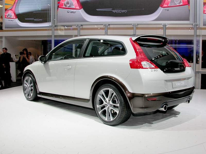 Volvo C30: pierwsze wrażenia z Paryża