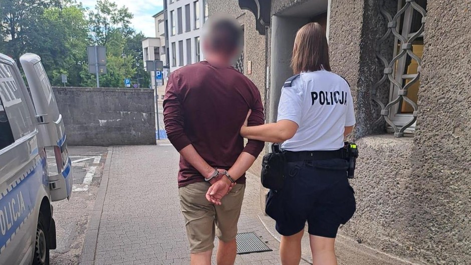 Policjanci zatrzymali podejrzane Audi. Okazało się, że mieli rację