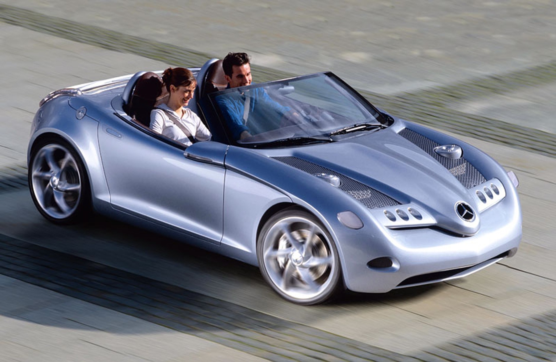 Mercedes-Benz: wznowienie planów dotyczących małego roadstera