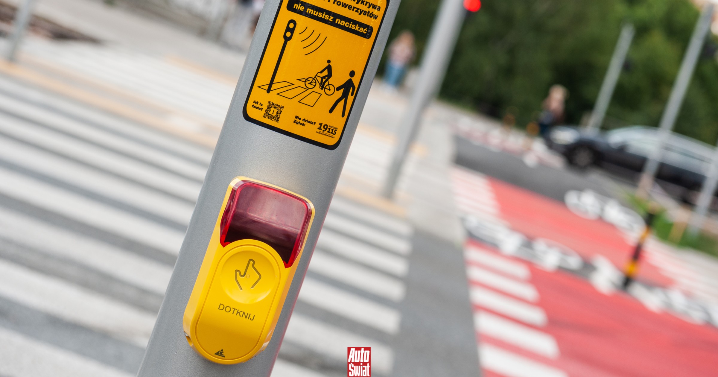 Czy żółty przycisk na przejściu dla pieszych w ogółe działa? Ma nowe funkcje