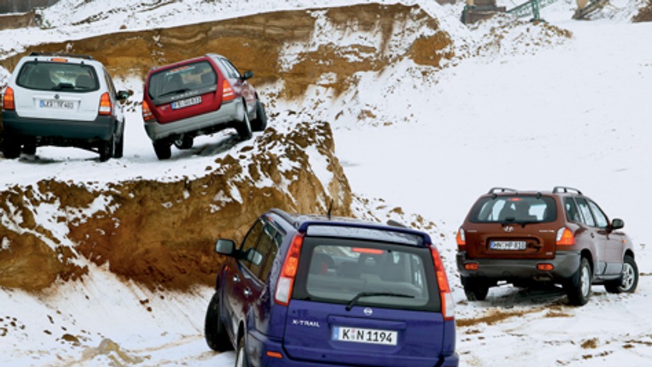 Hyundai Santa Fe kontra Mazda Tribute, Nissan X-Trail i Subaru Forester - Porównanie czterech dalekowschodnich SUV-ów