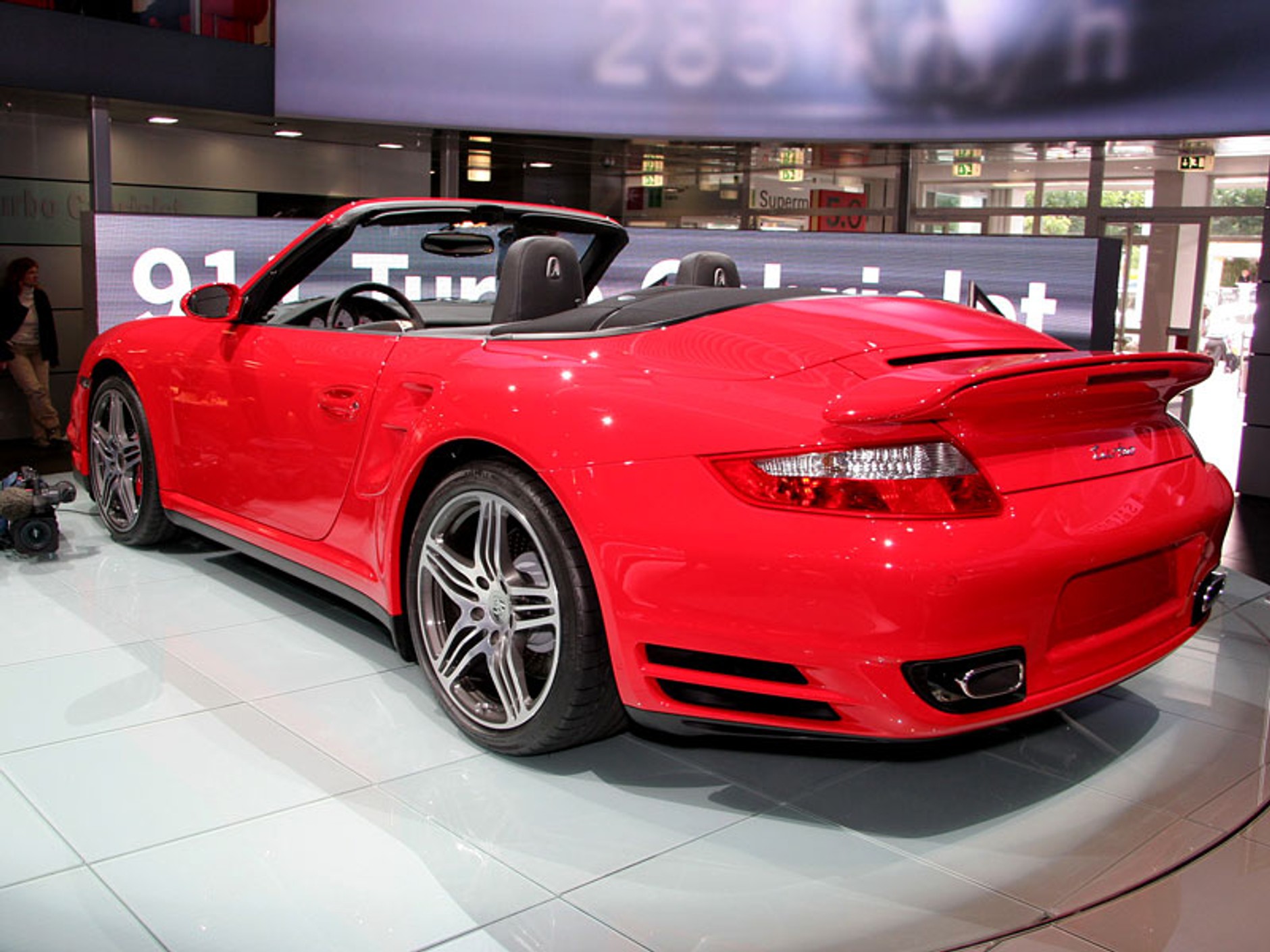 IAA Frankfurt 2009: jak dojechać, gdzie kupić bilet - informacje praktyczne dla zwiedzających