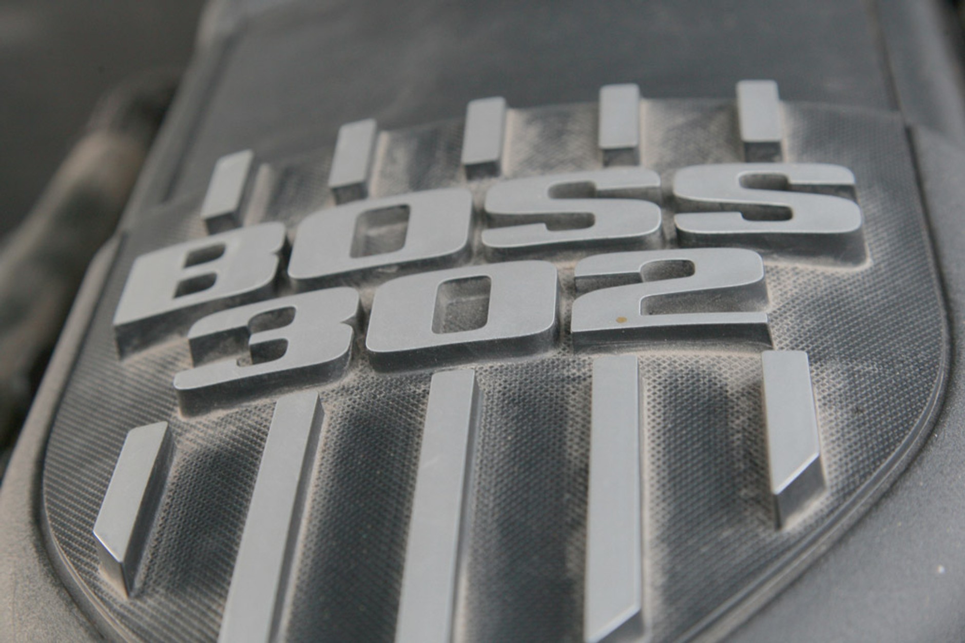 Ford Mustang I kontra Mustang V: klub koni mechanicznych