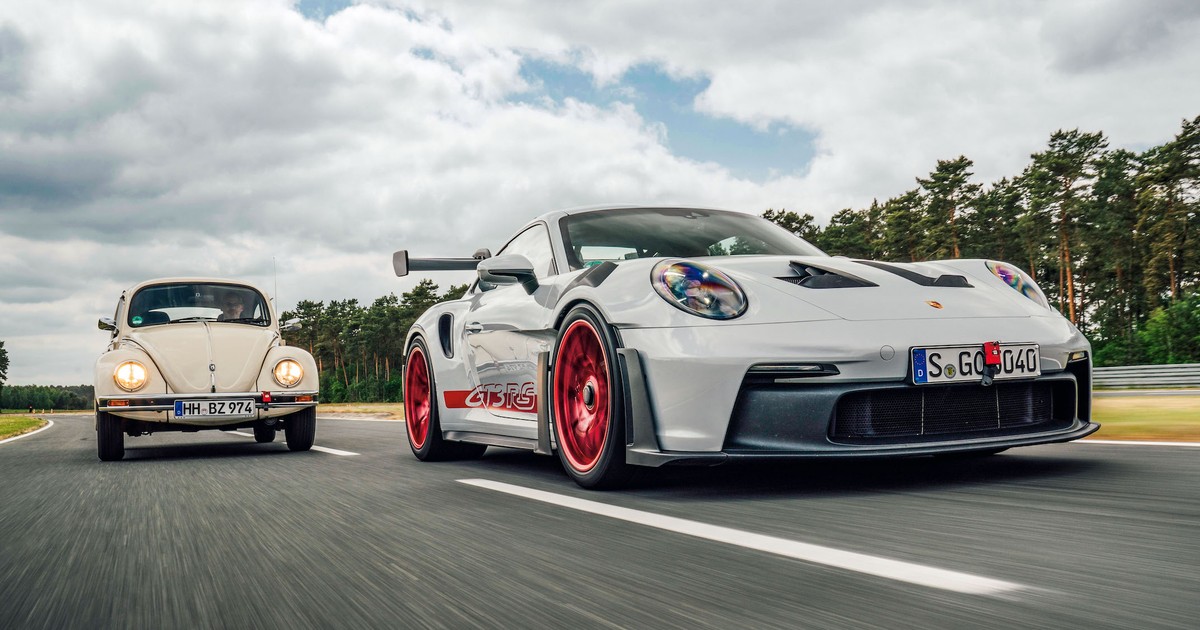 Volkswagen Garbus kontra Porsche 911 GT3 RS