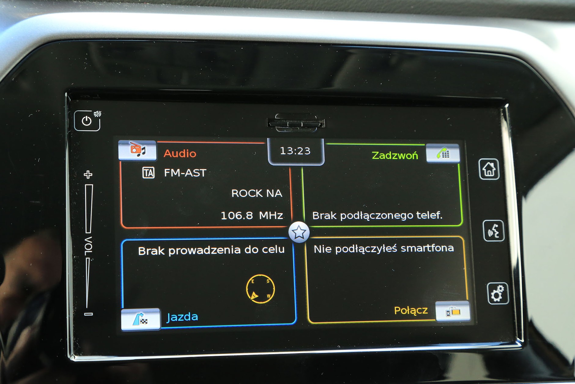 Suzuki Vitara 1.0 Boosterjet 4WD - ma kilka asów w rękawie