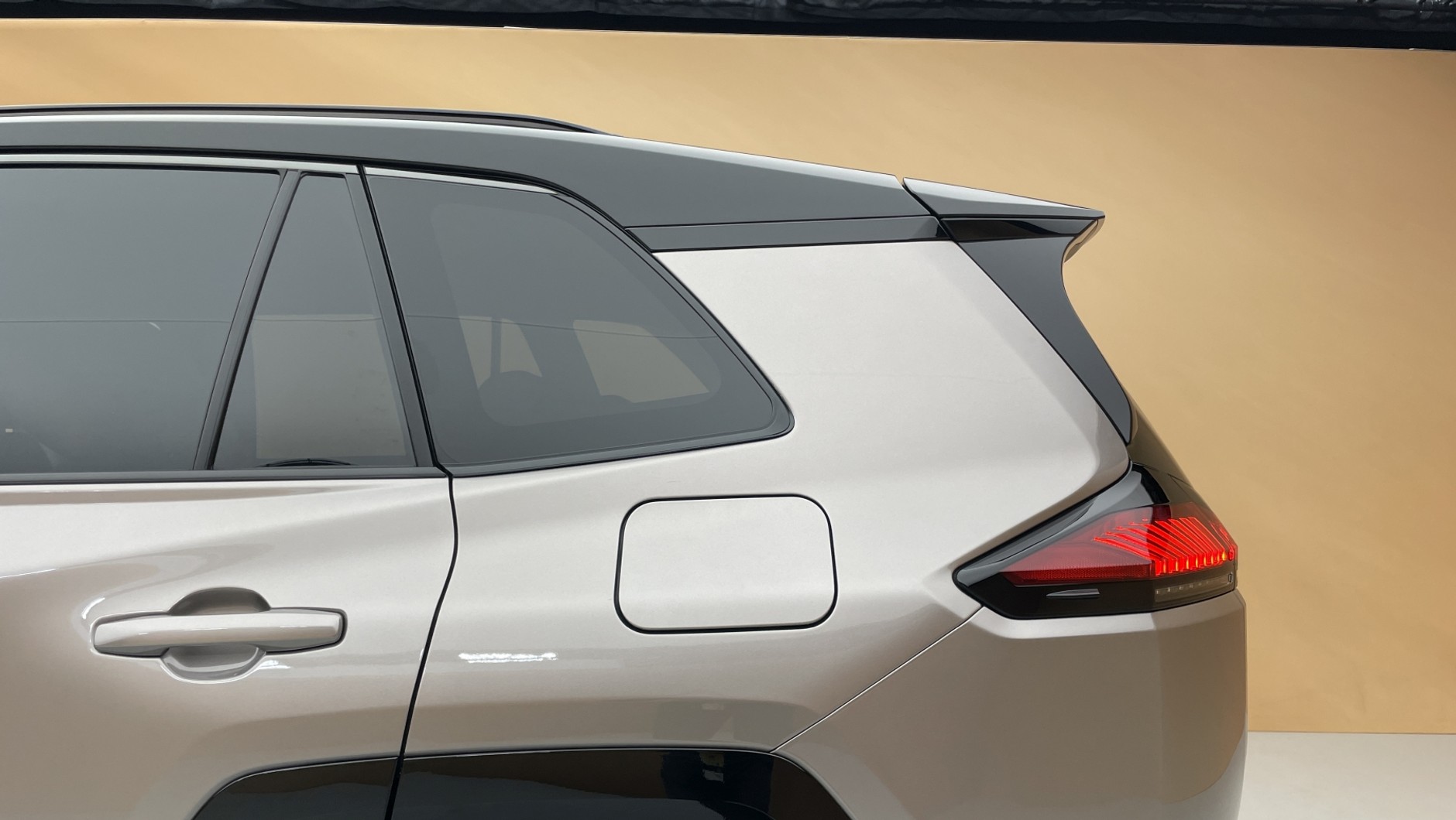 Nowa Toyota RAV4 (2025)