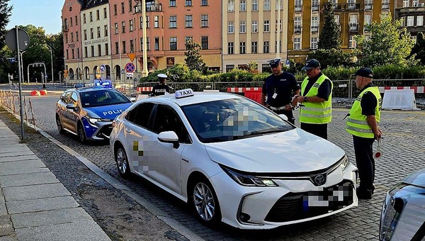 Kontrole kierowców przewozu osób