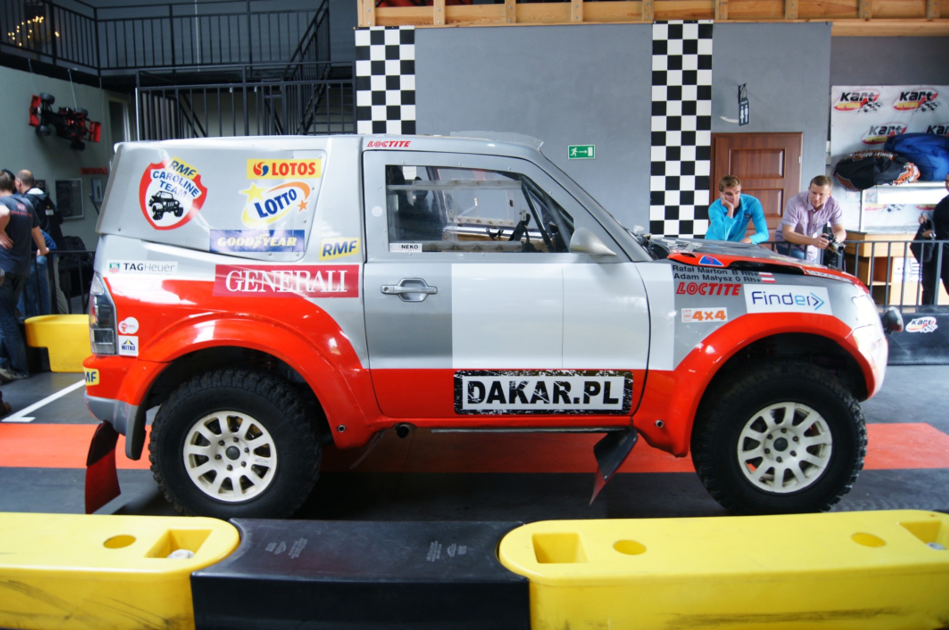 Adam Małysz pojedzie nowym autem na rajd Dakar 2012