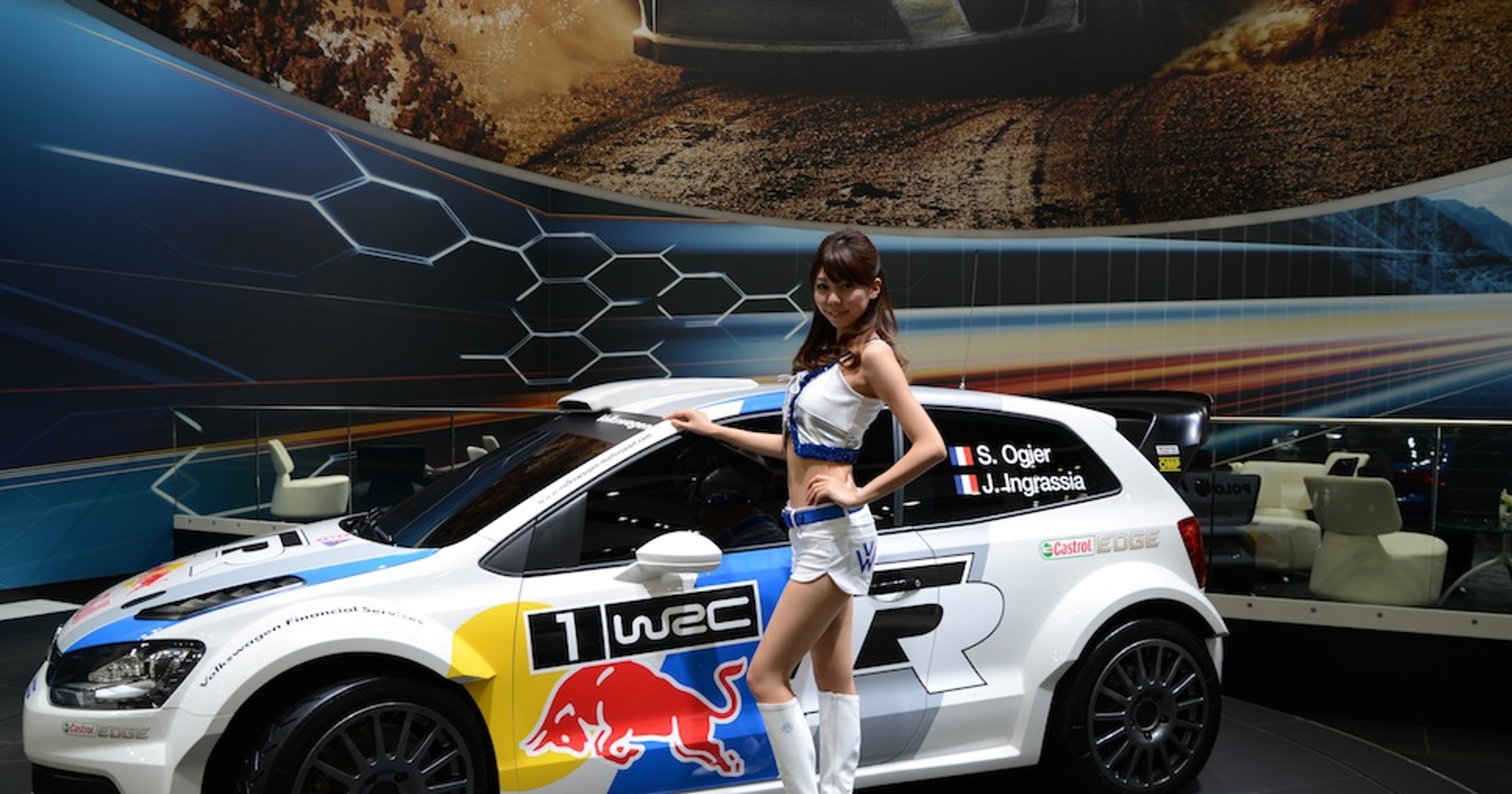 20 najpiękniejszych dziewczyn Tokyo Motor Show 2013